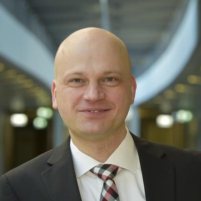 Porträt Sven Scharioth