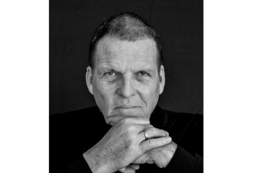 Porträt Prof. Dr. Hartmut Walz